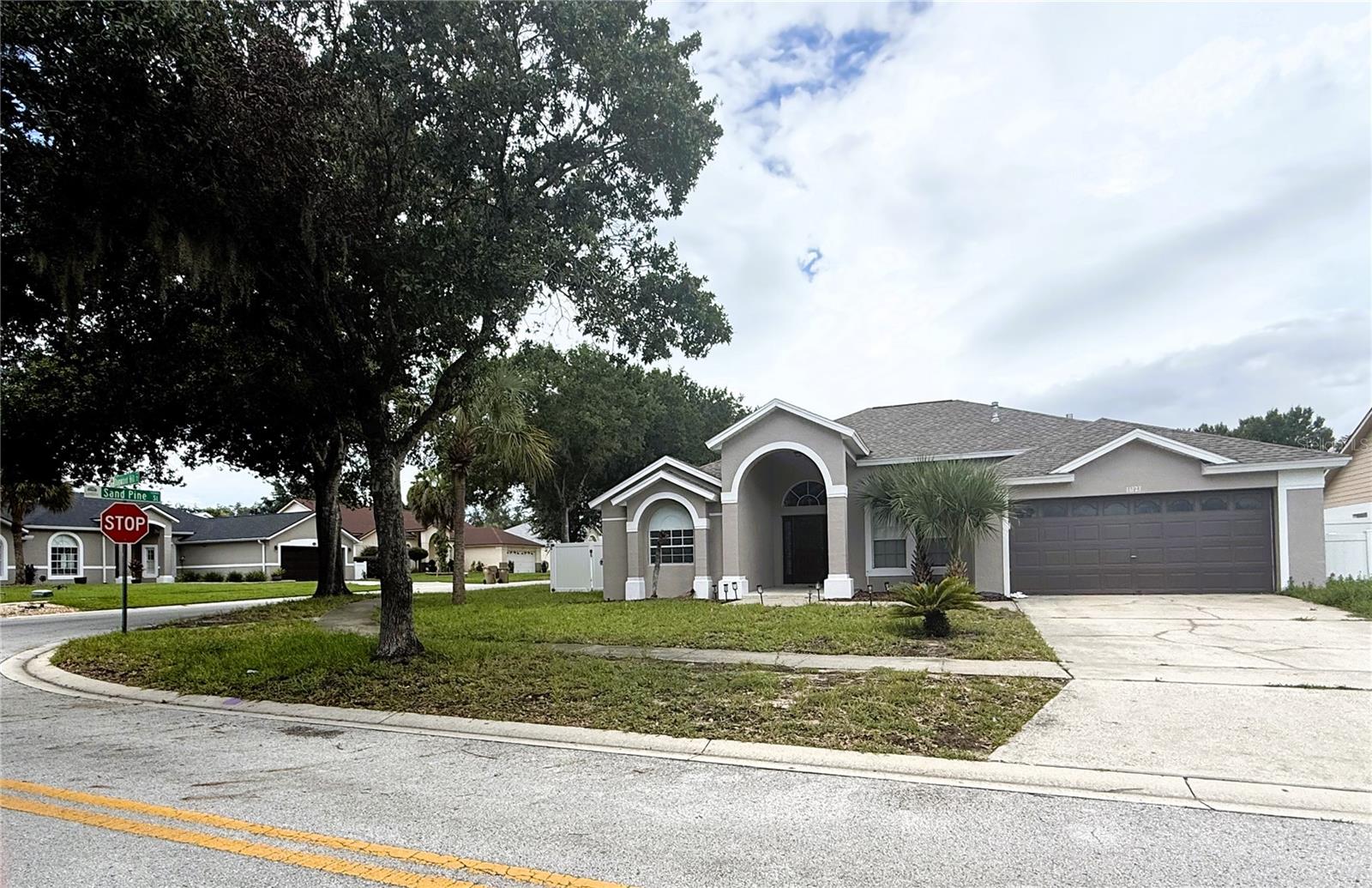 16123 Dogwood Hill St — photo