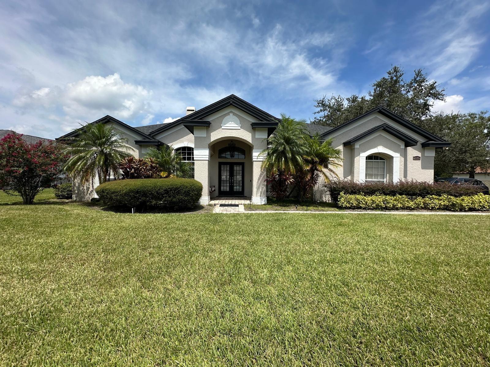 10349 Pointview Ct — photo