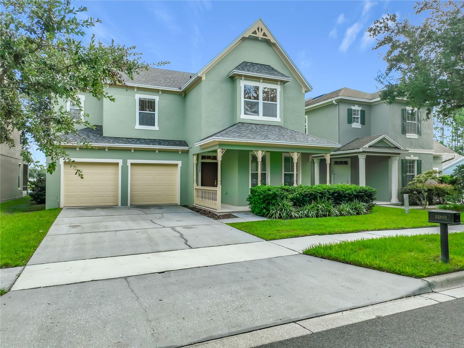12809 Holdenbury Ln — photo