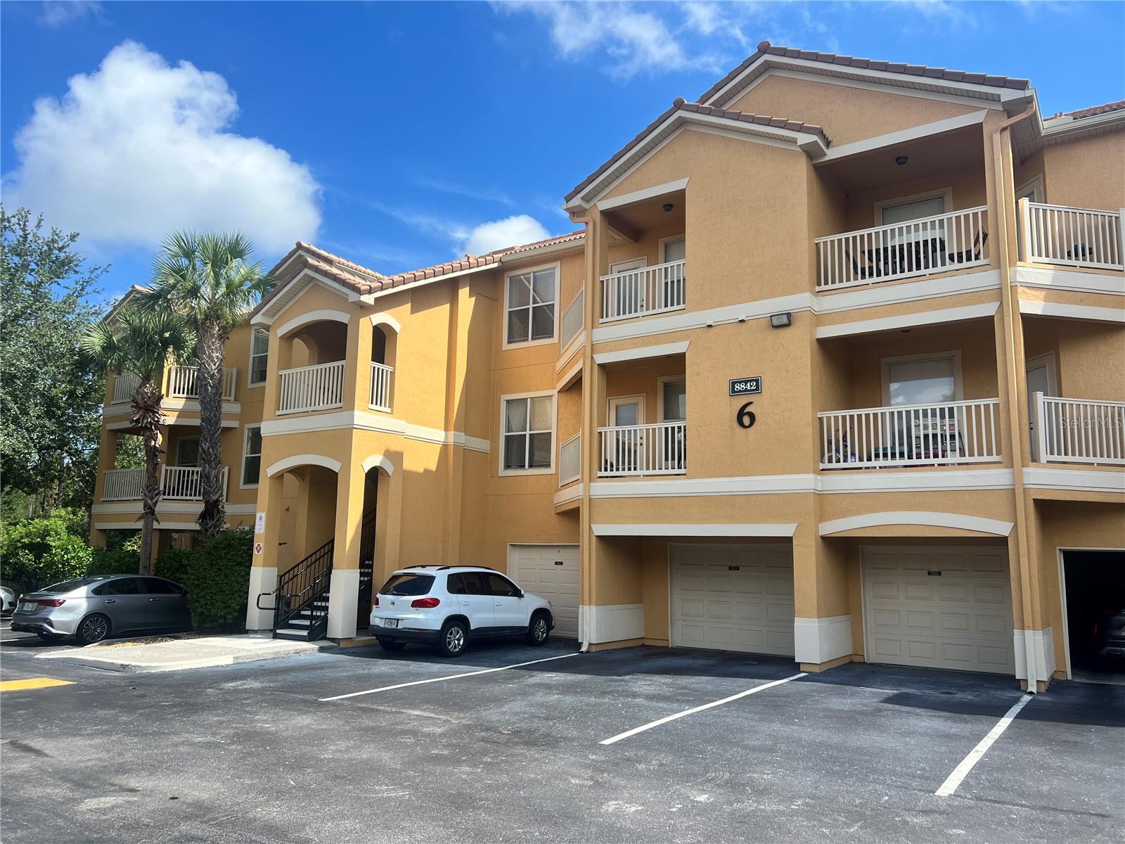 8842 Villa View Cir #203 — photo