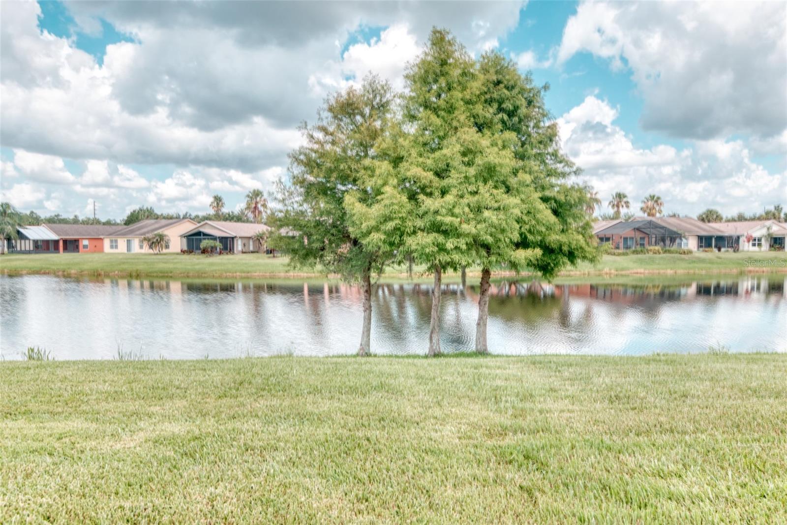 601 Grand Canal Dr — photo