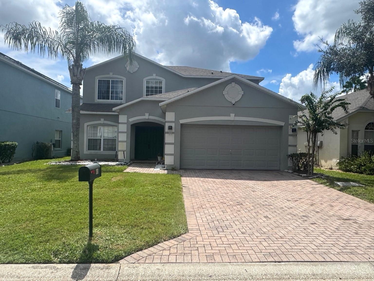 351 Bridgewater Dr — photo
