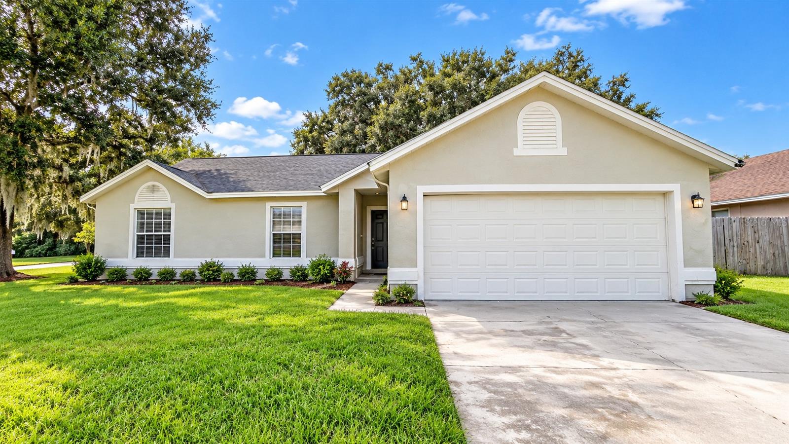 1719 Terry Cir NE — photo