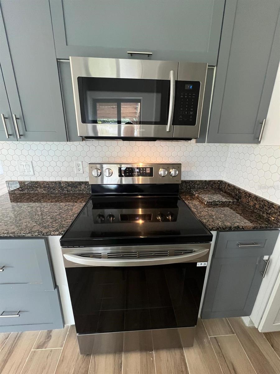 12906 Ohio Woods Ln — photo