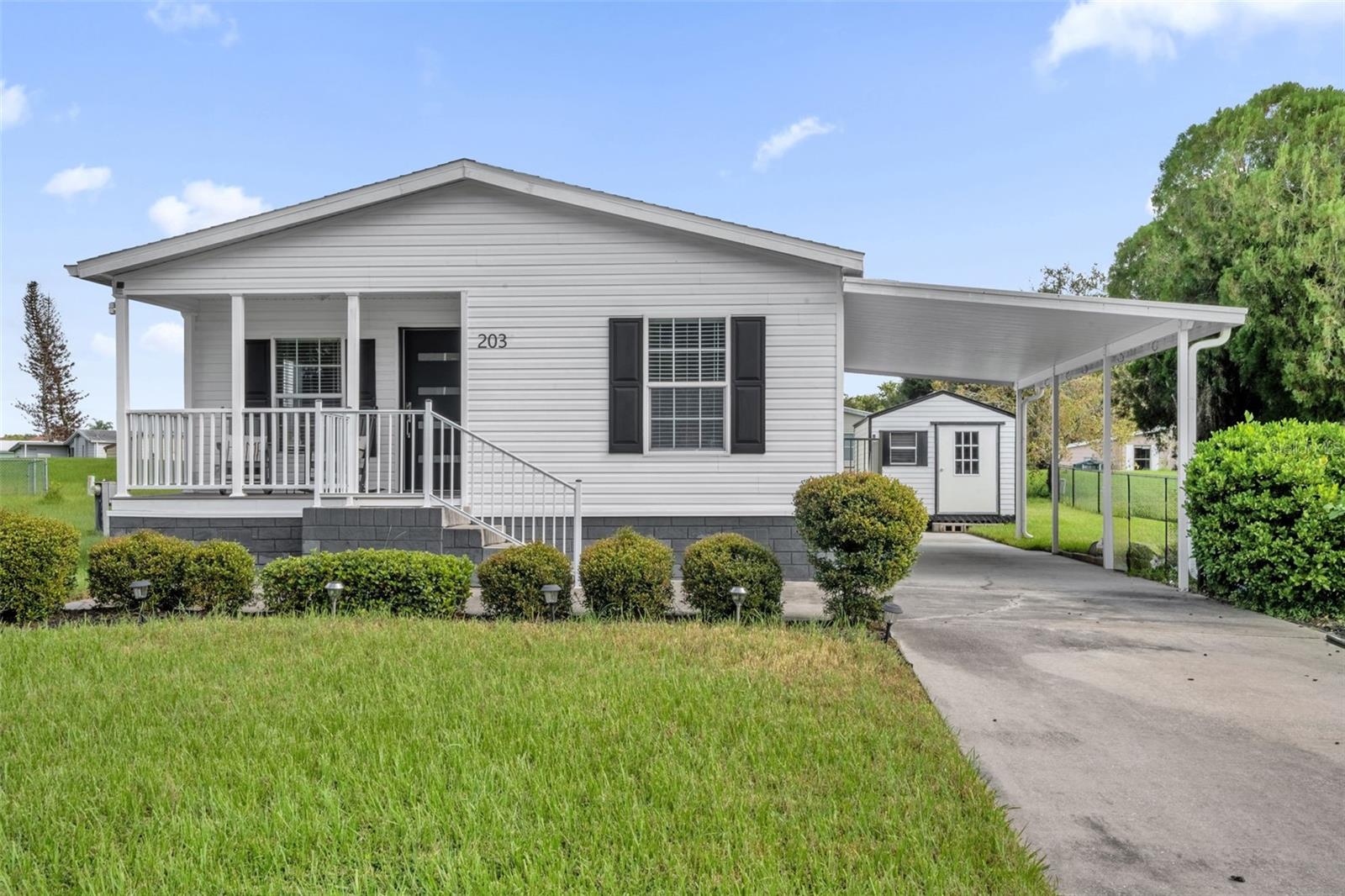 203 Ellsworth Dr — photo