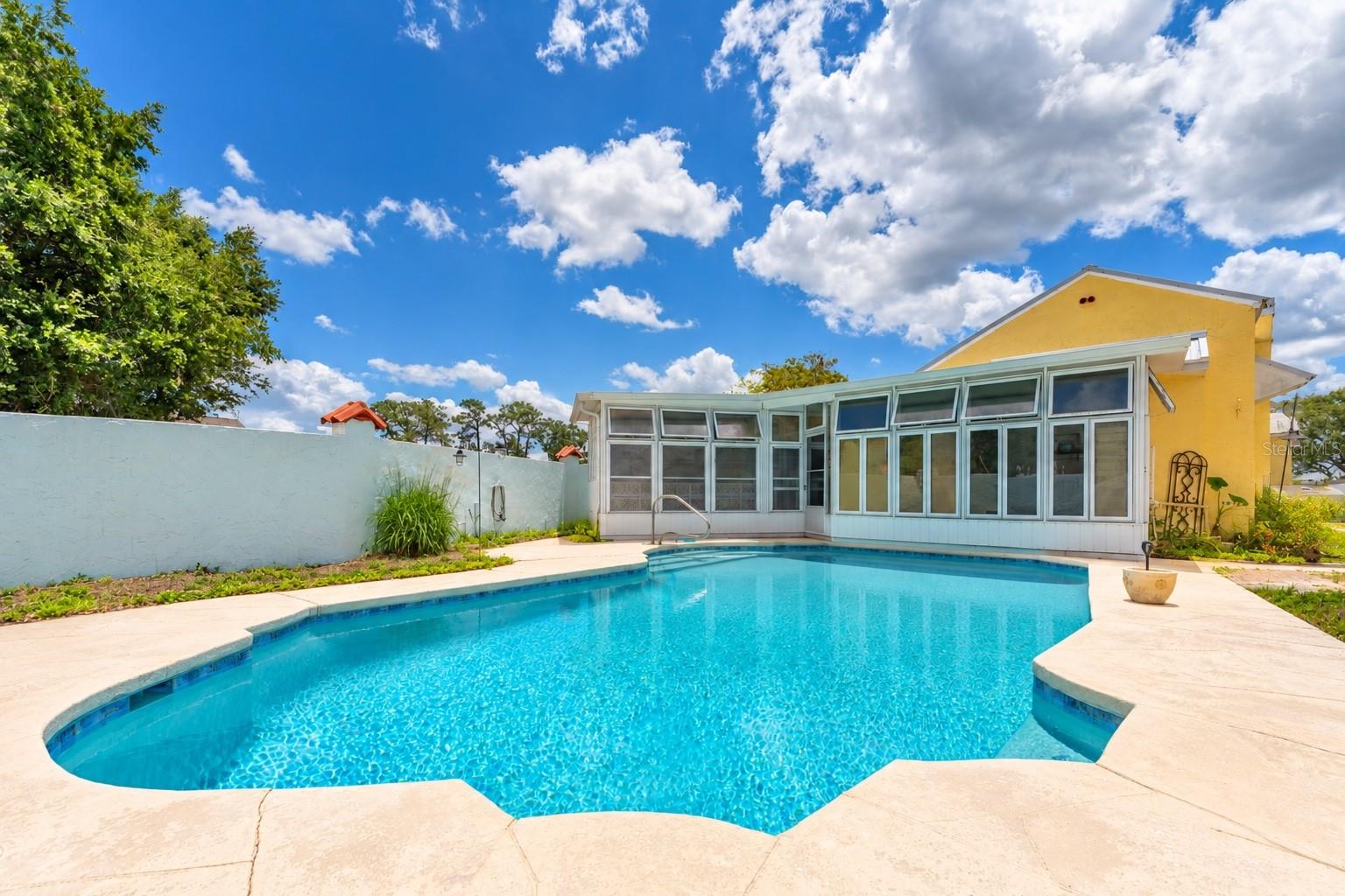 815 Lake Jessie Dr — photo