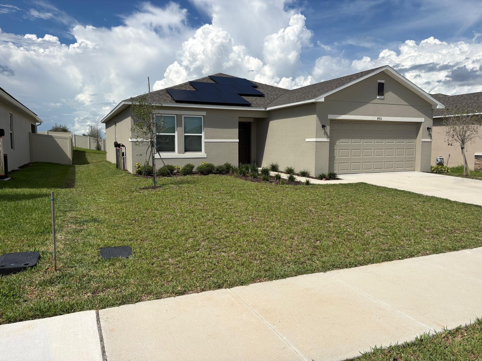 4913 Bluebell Ct — photo