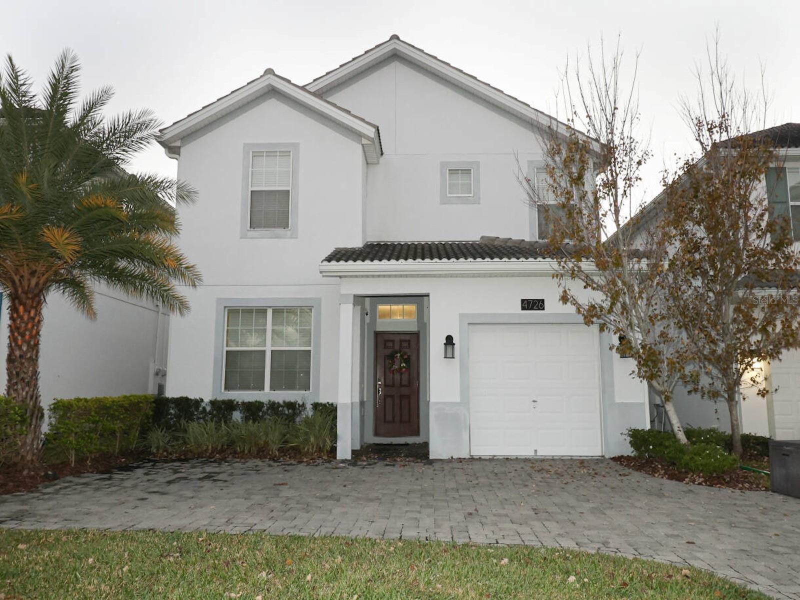 4726 Sleepy Hollow Dr — photo