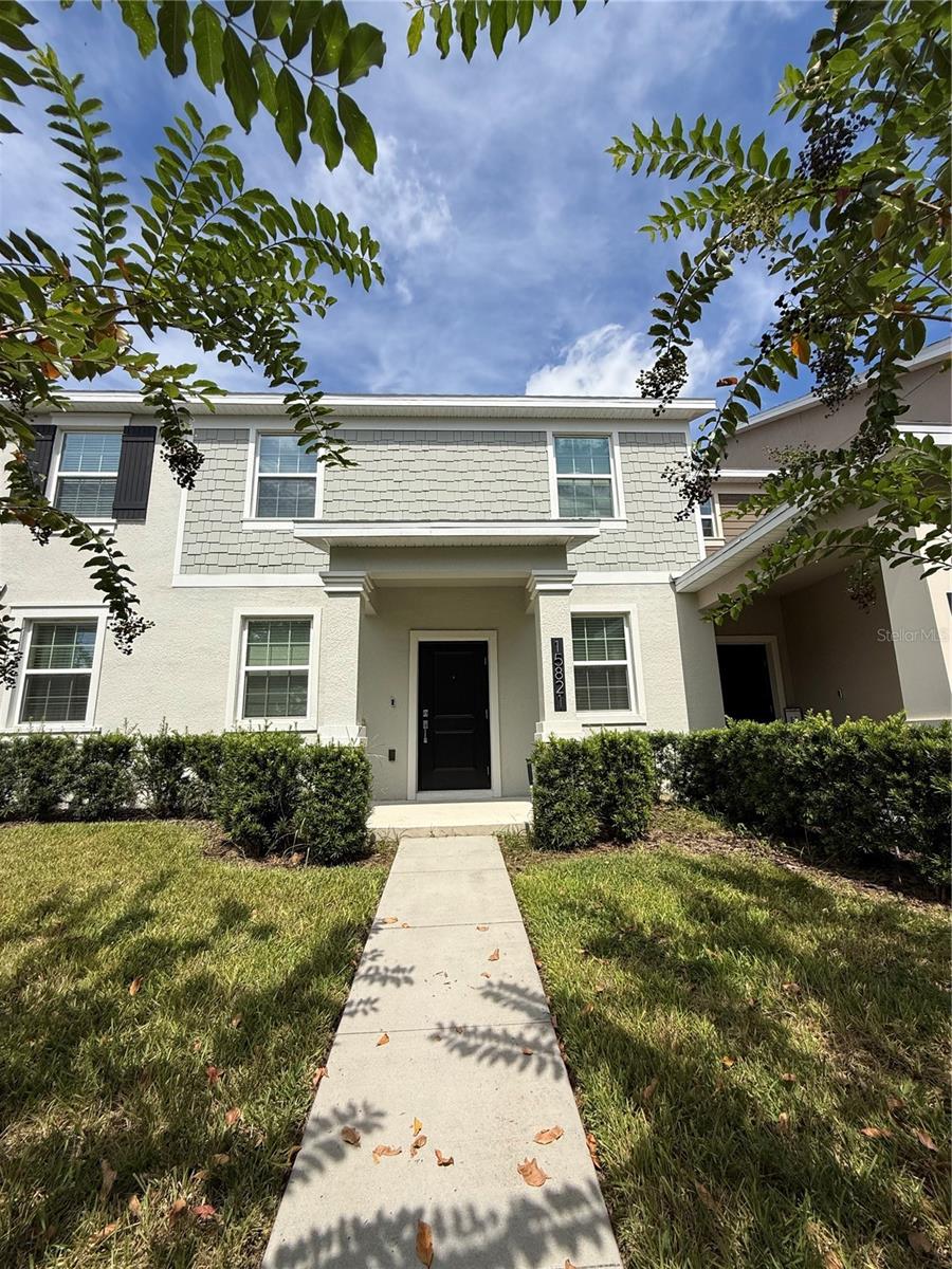 15821 Water Spring Blvd — photo