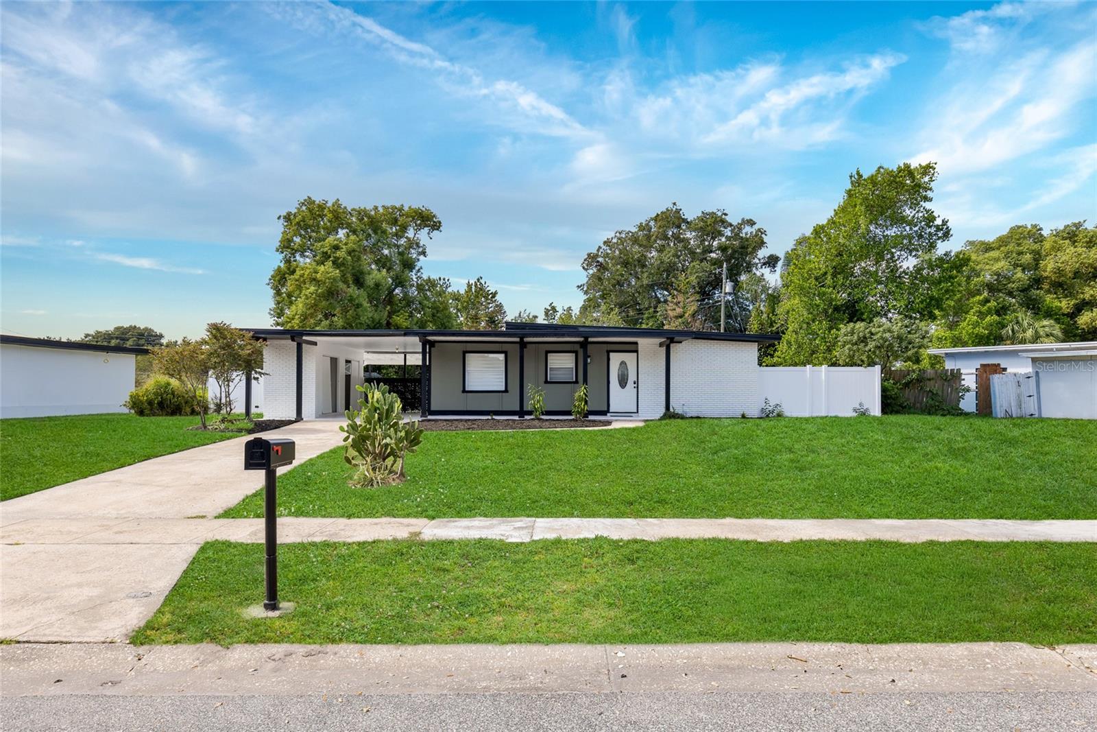 1624 Baltimore Dr — photo