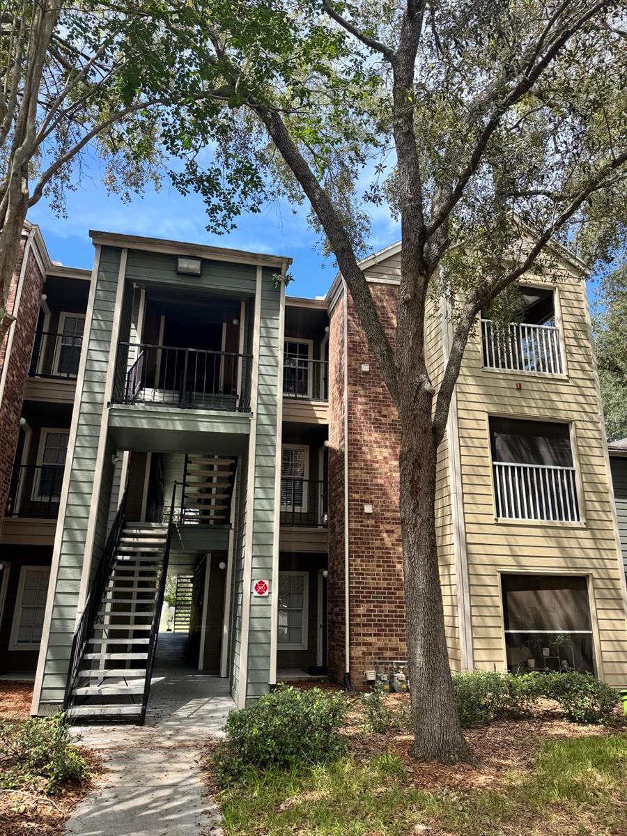 5136 Park Central Dr #223 — photo