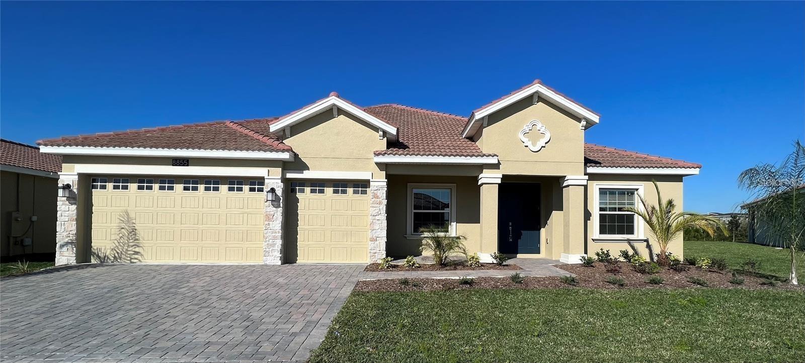 8855 Fallen Oak Dr — photo