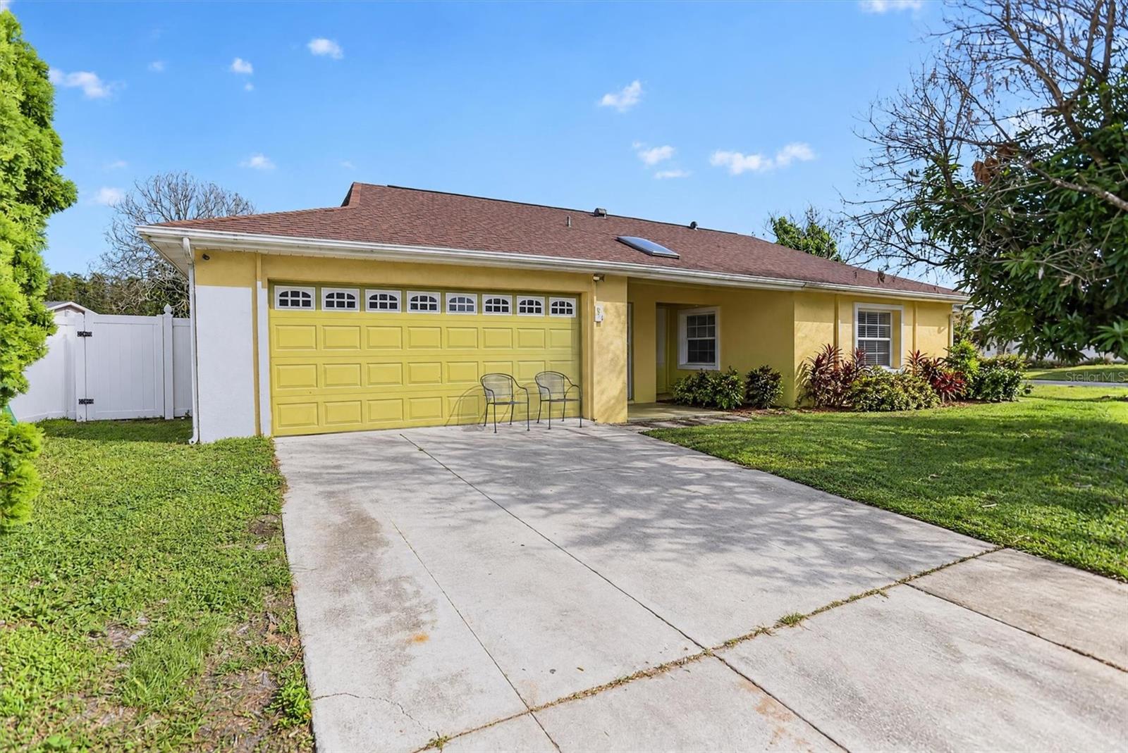 651 Elderwood Ct — photo