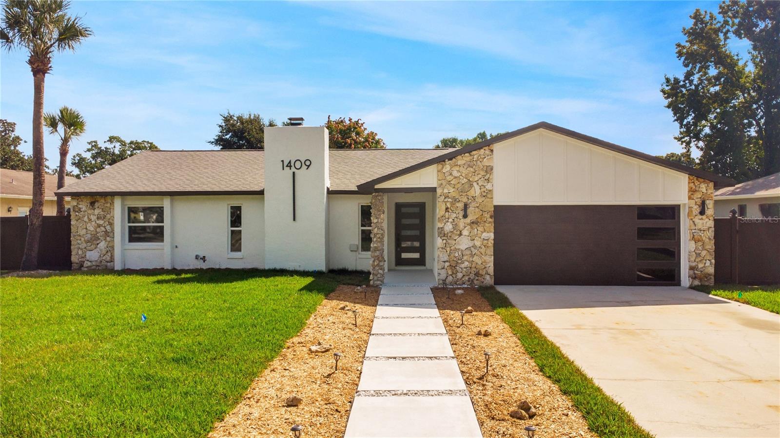 1409 Aster Ct — photo