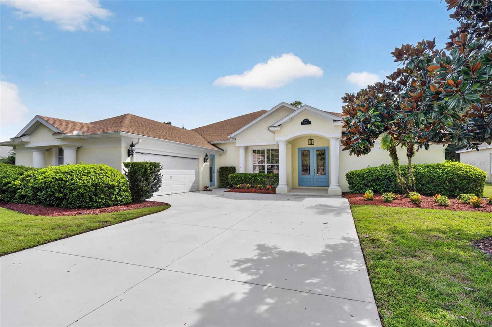2213 Wandering Oak Ter — photo