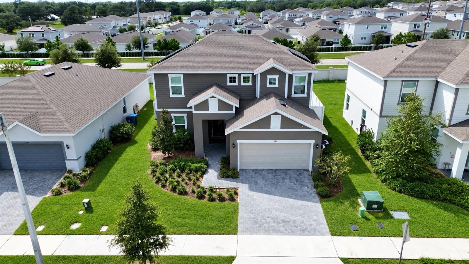 263 Bottle Brush Dr — photo