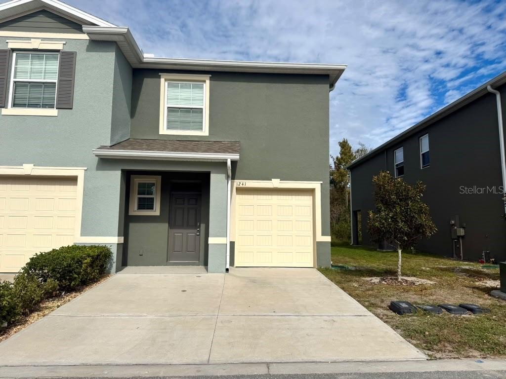 1241 Yellow Finch Dr — photo