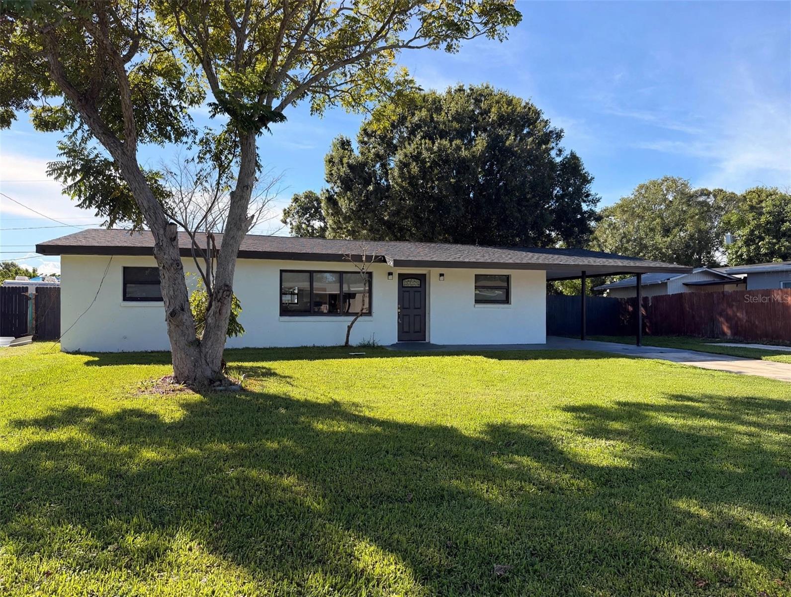 1940 Dawn Dr — photo