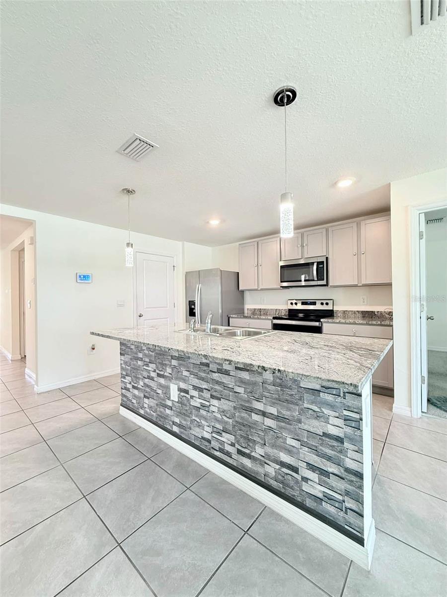 6723 SE 3rd Loop, Ocala, FL 34472 — photo 3