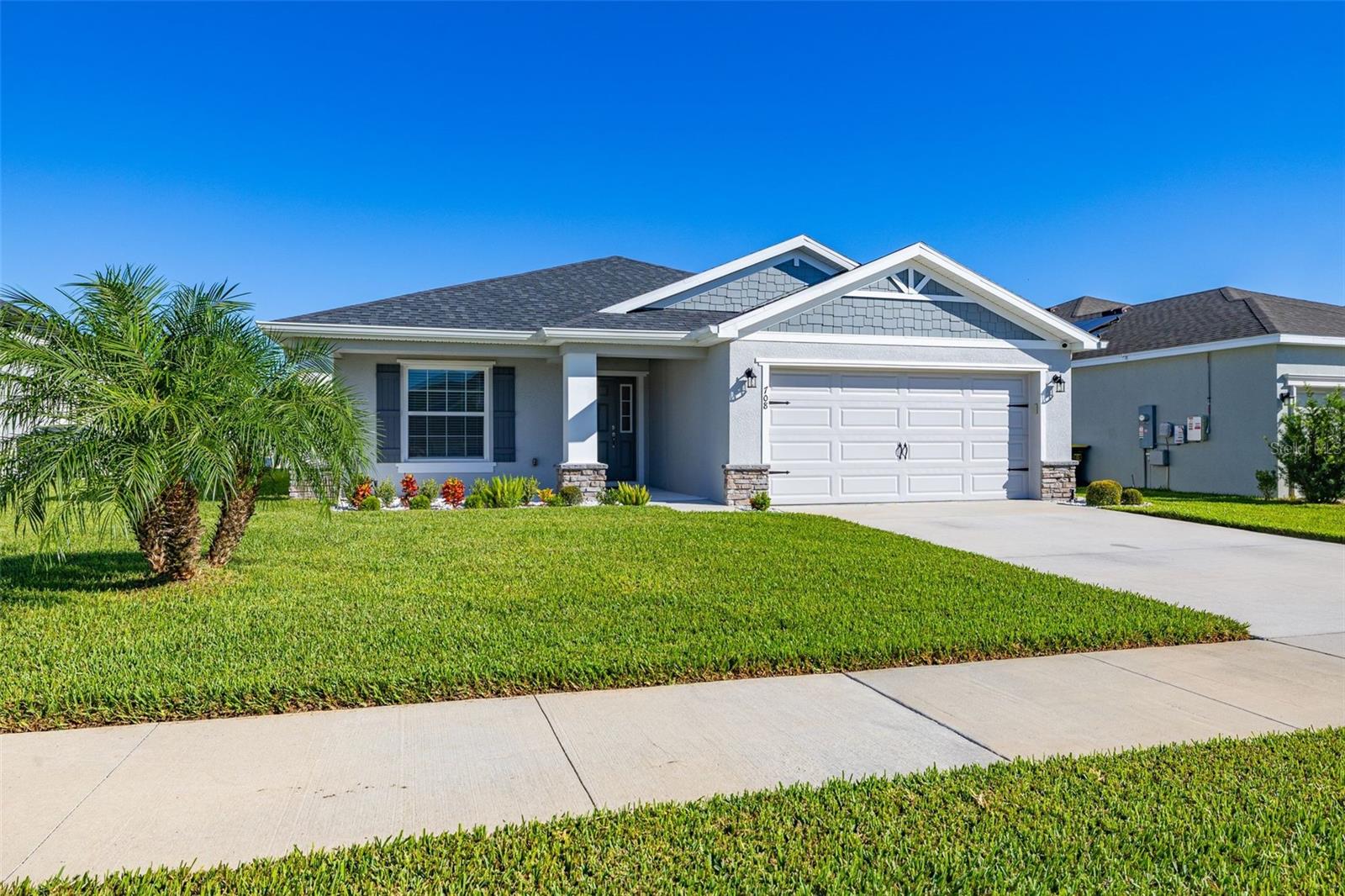 708 Daphne Dr — photo