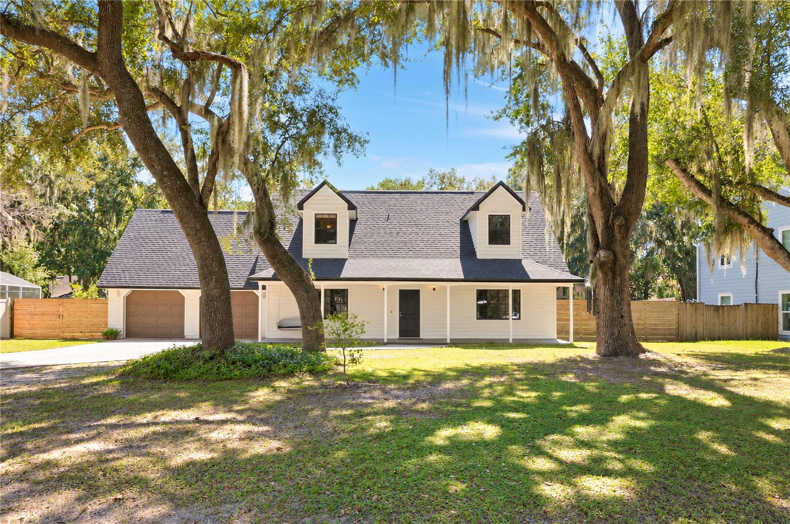 1520 Shady Oak Dr — photo