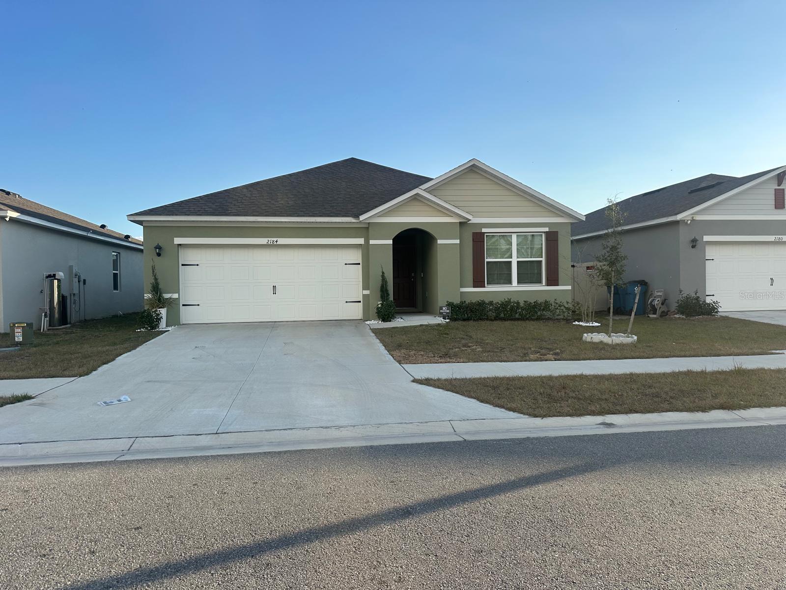 2184 Doe Run Dr — photo