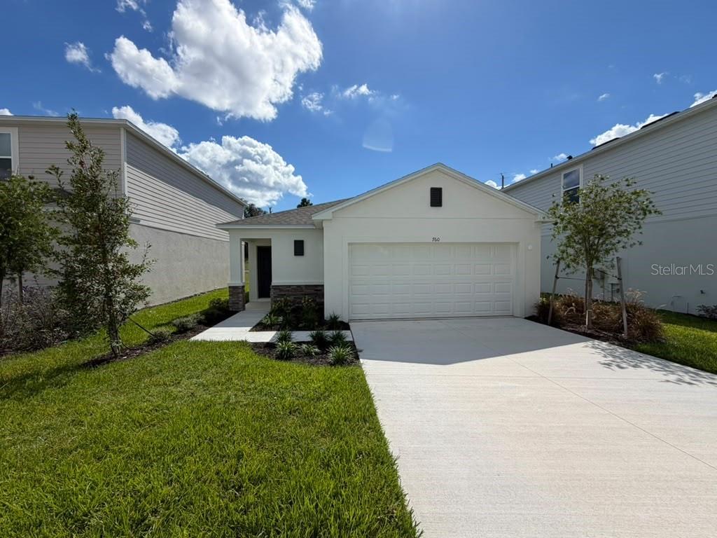760 Hazelwood Ct — photo