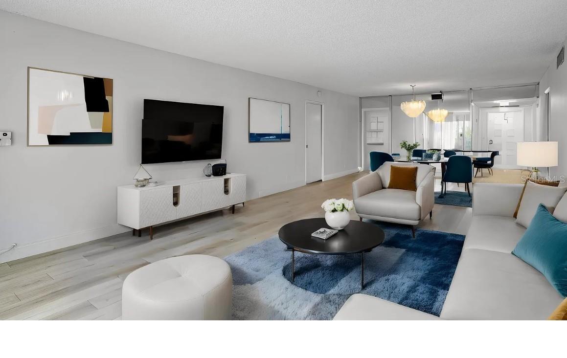 4020 W Palm Aire Dr #402 — photo
