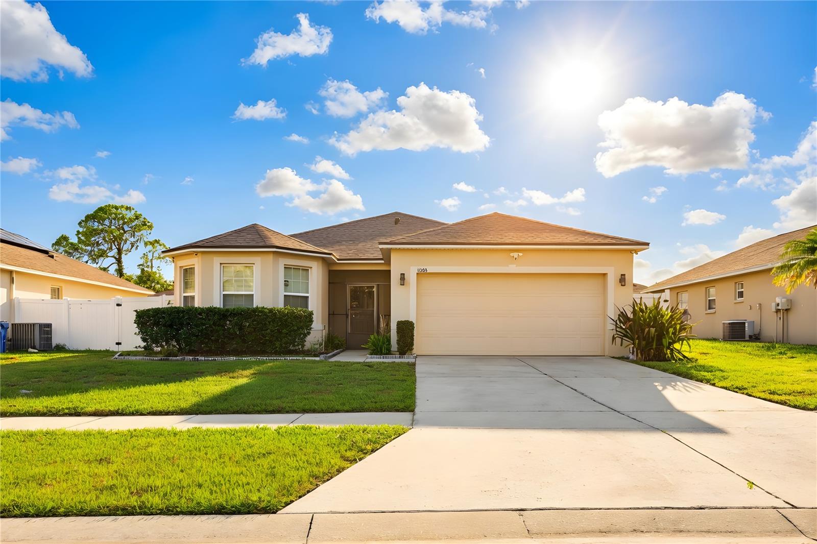 1085 Brenton Manor Dr — photo