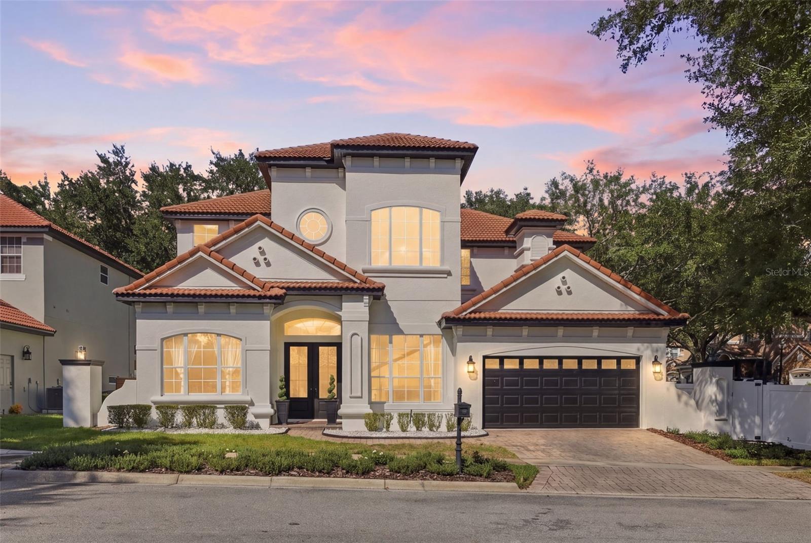 7002 Phillips Cove Ct — photo