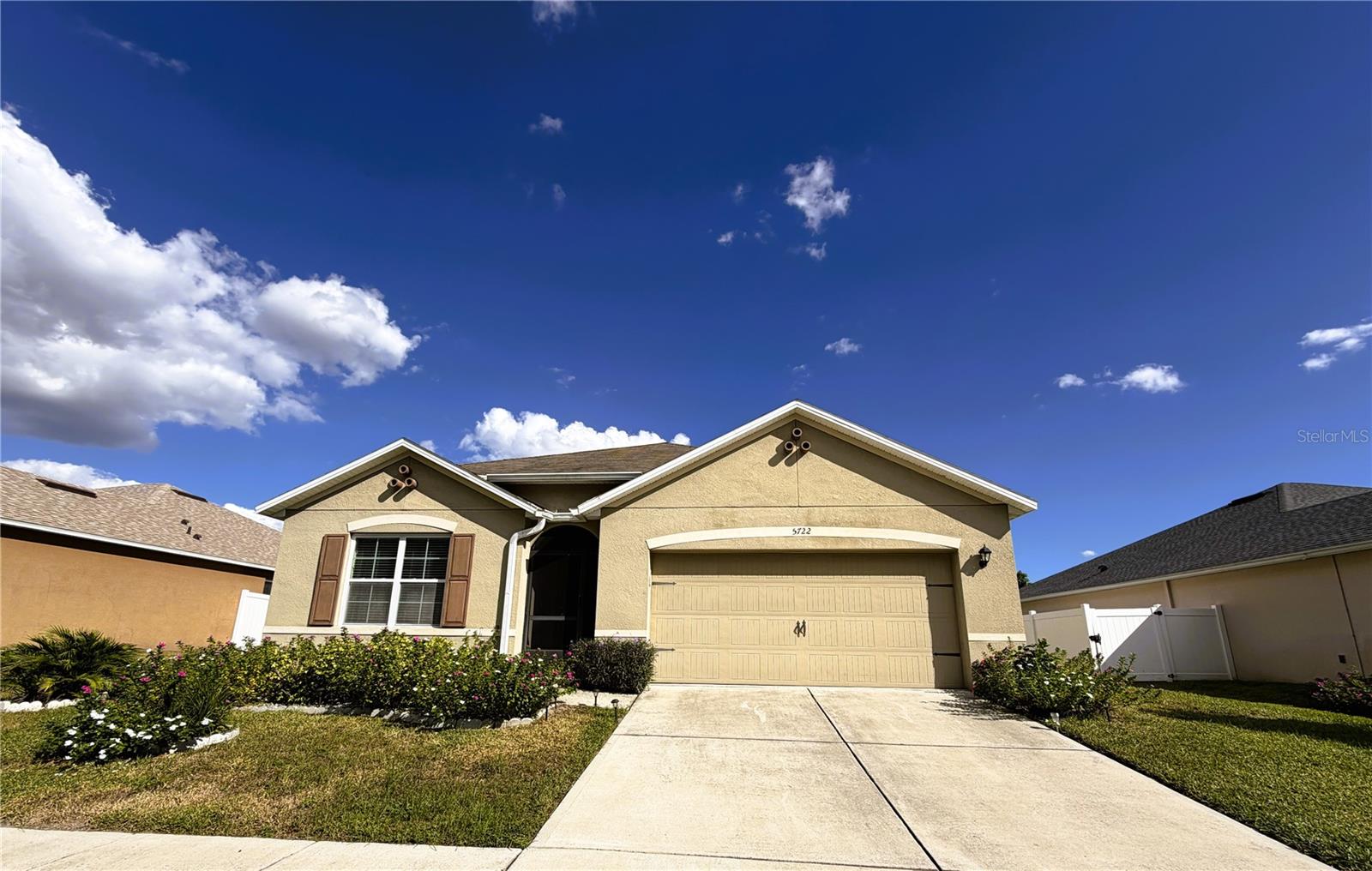 5722 Marsh Landing Dr — photo