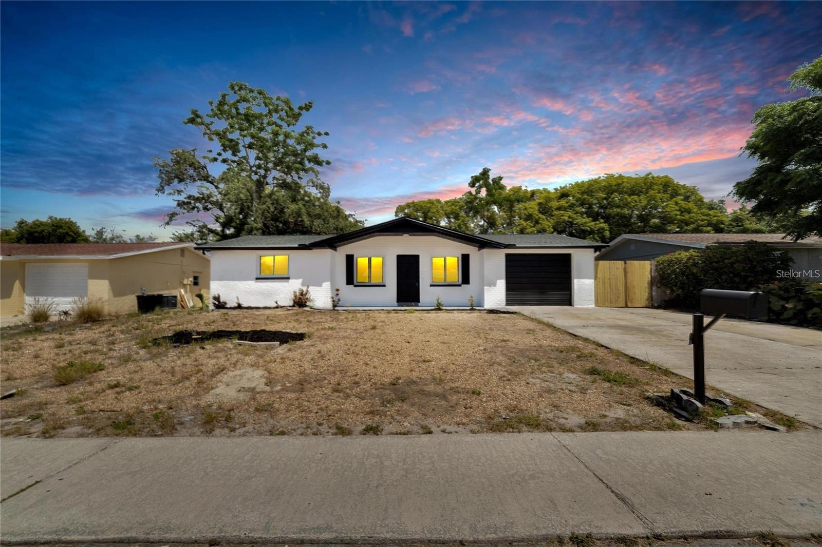 11524 Newell Dr — photo