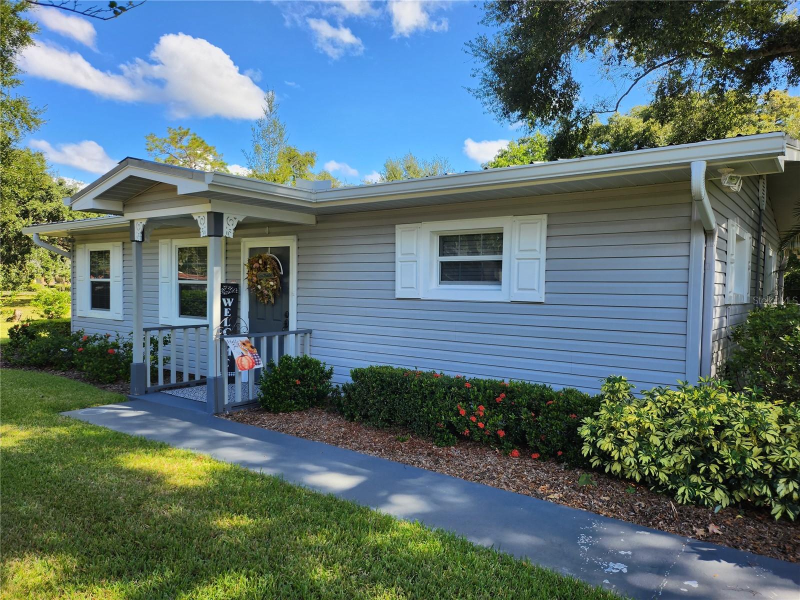 411 Bryan Rd — photo