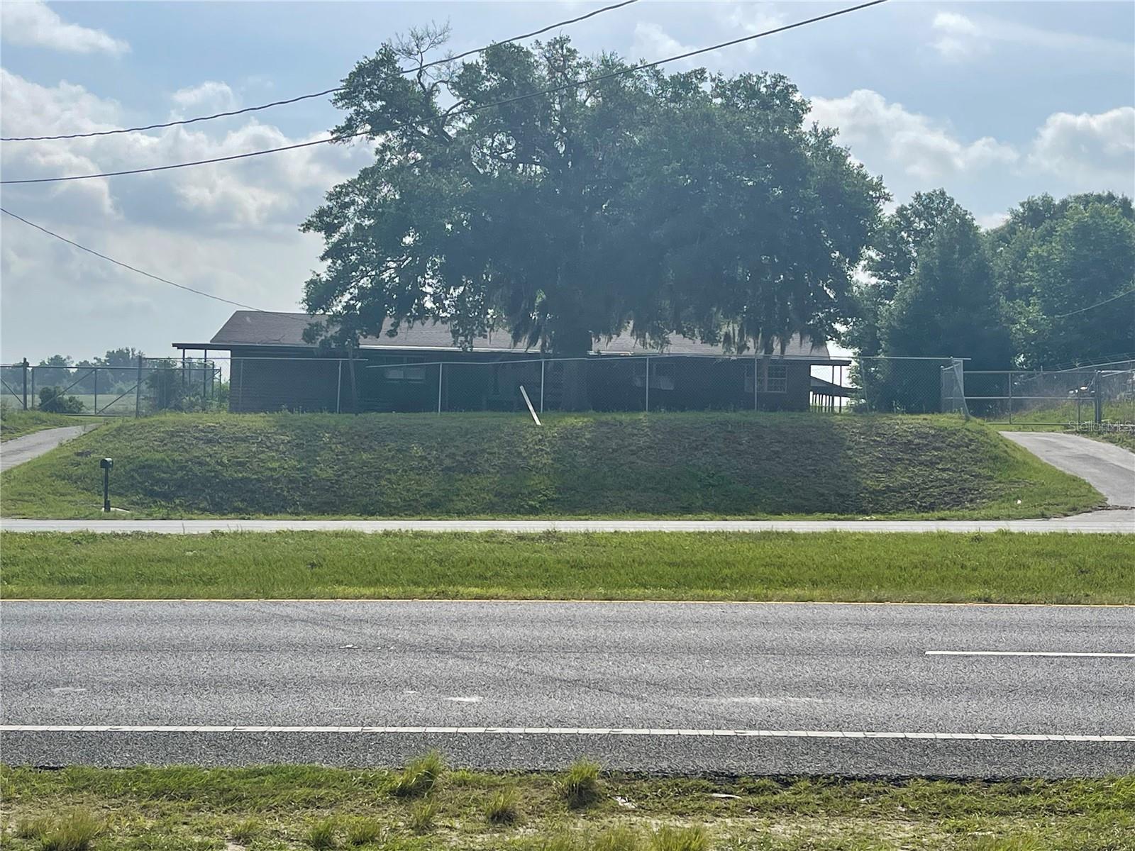 10736 US Highway 301 — photo