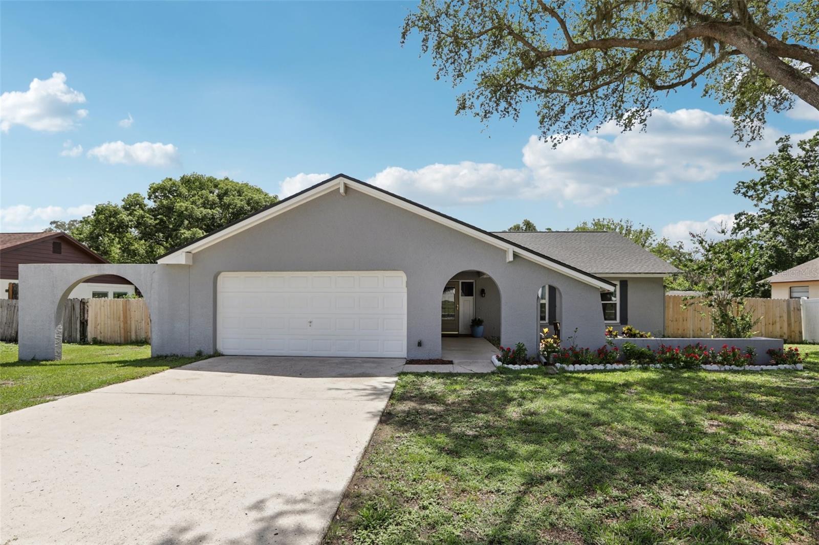 1009 Black Knight Dr — photo