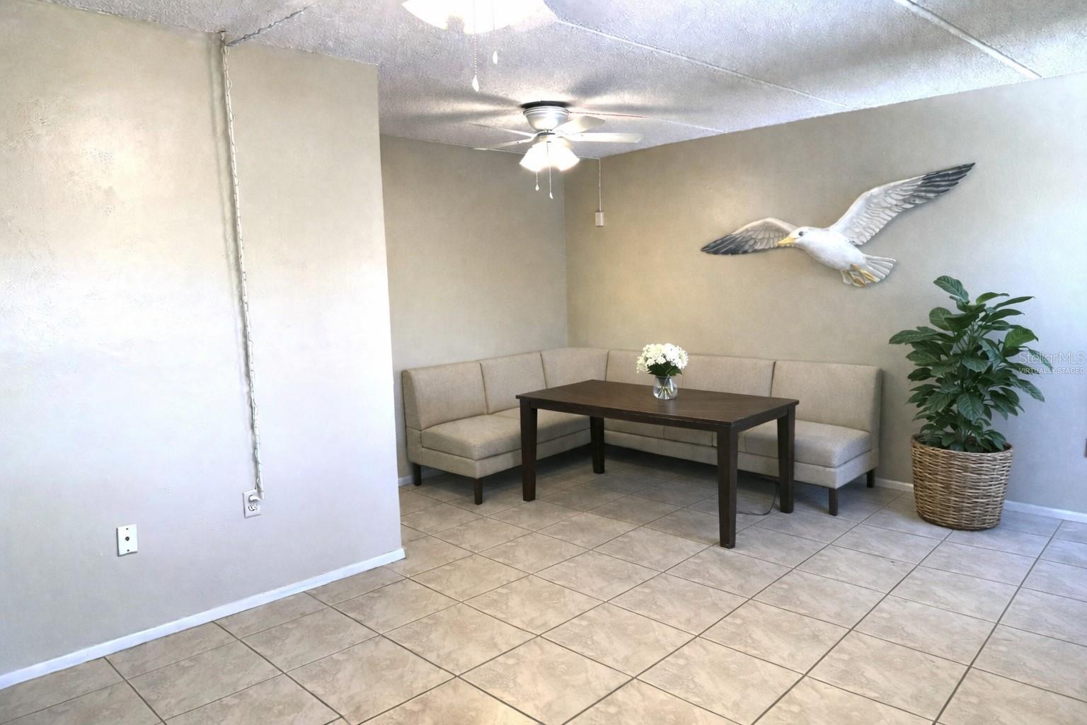 12760 Indian Rocks Road #562, Largo, FL 33774 — photo 2
