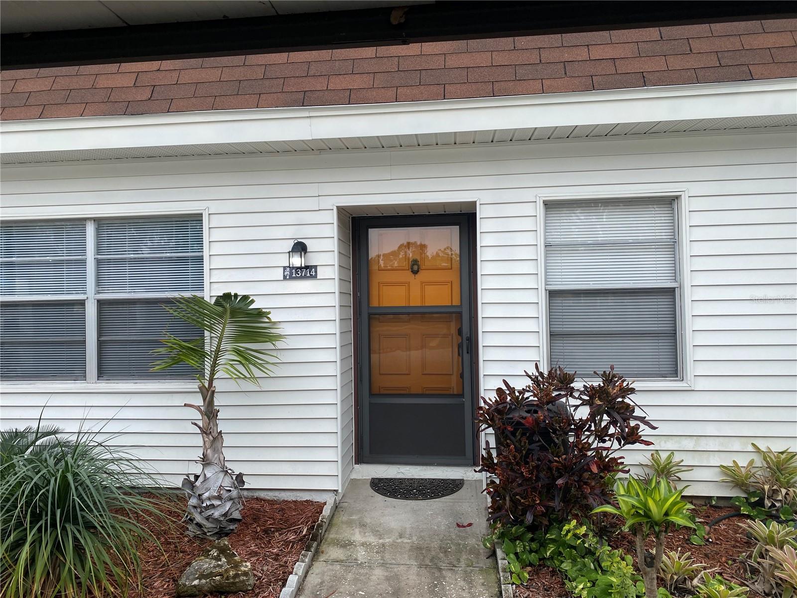 13714 Mission Oaks Blvd #13714 — photo