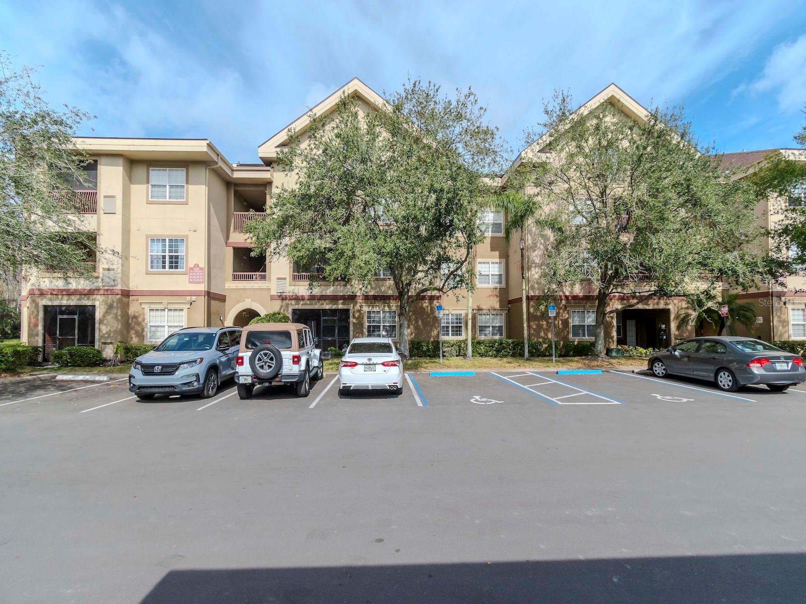 1429 Villa Capri Cir #306 — photo
