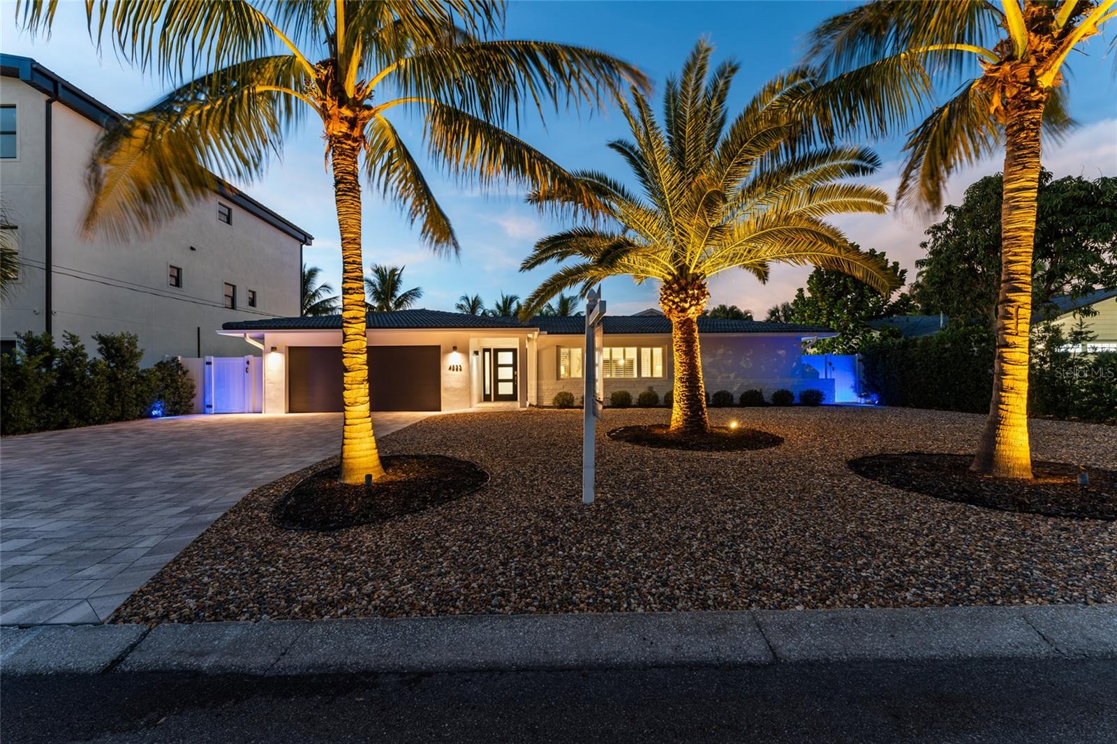 4523 Clearwater Harbor Dr S — photo