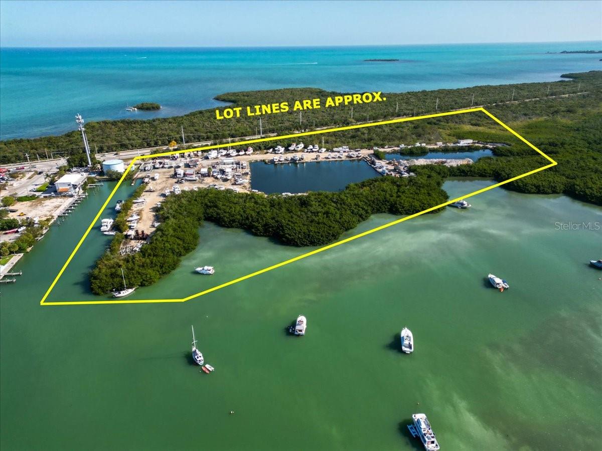 13900 Overseas Hwy — photo