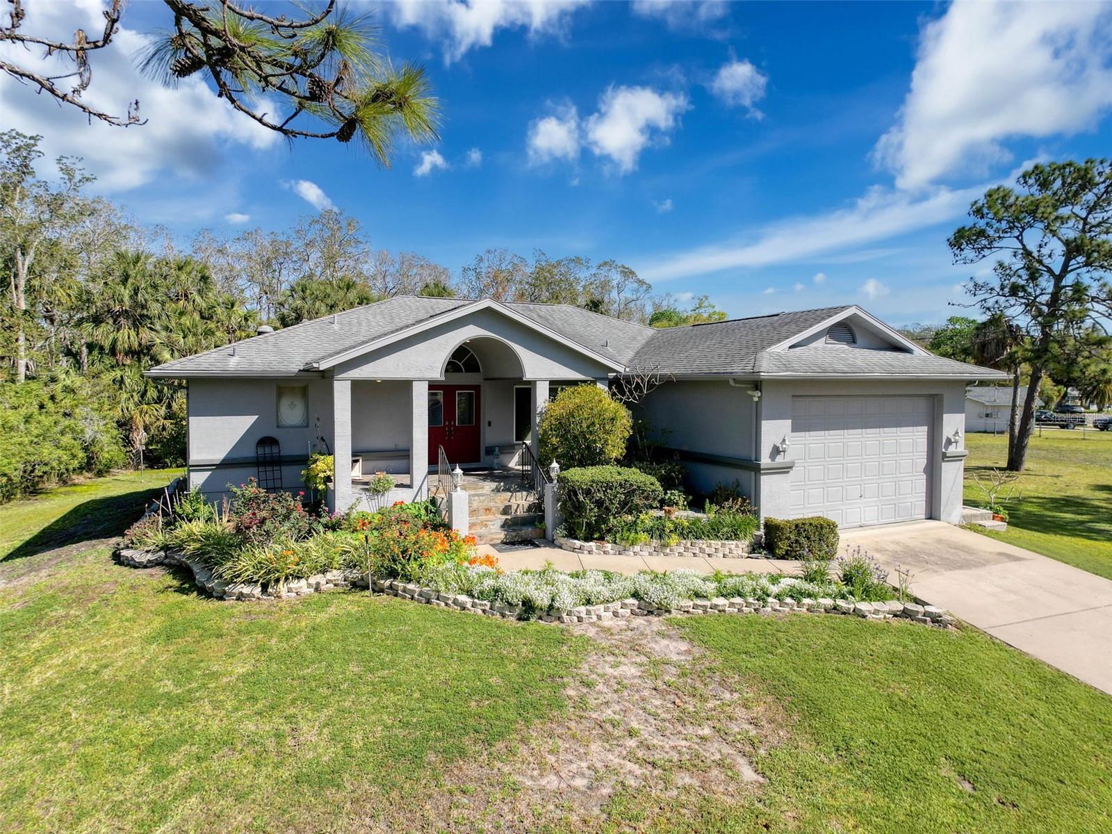 8437 Indies Dr — photo