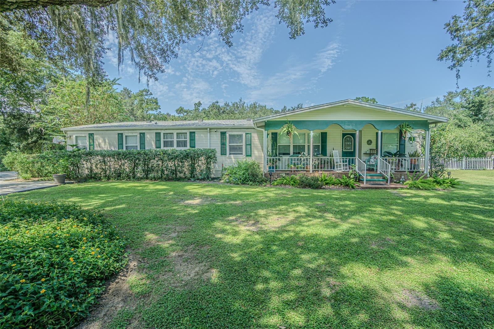 3349 Oakwood Dr — photo