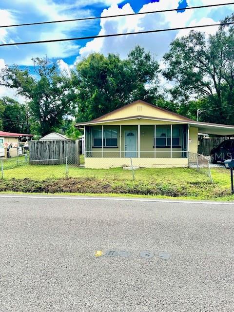 904 Southern Ave — photo