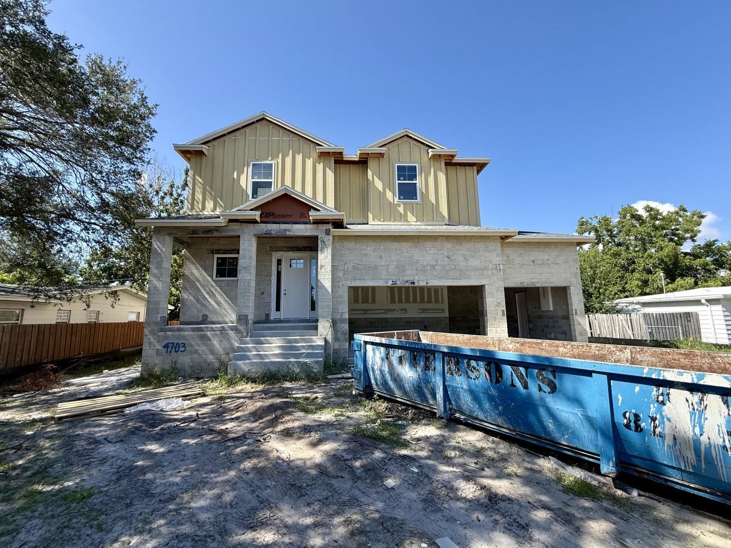 4703 W Fair Oaks Ave — photo