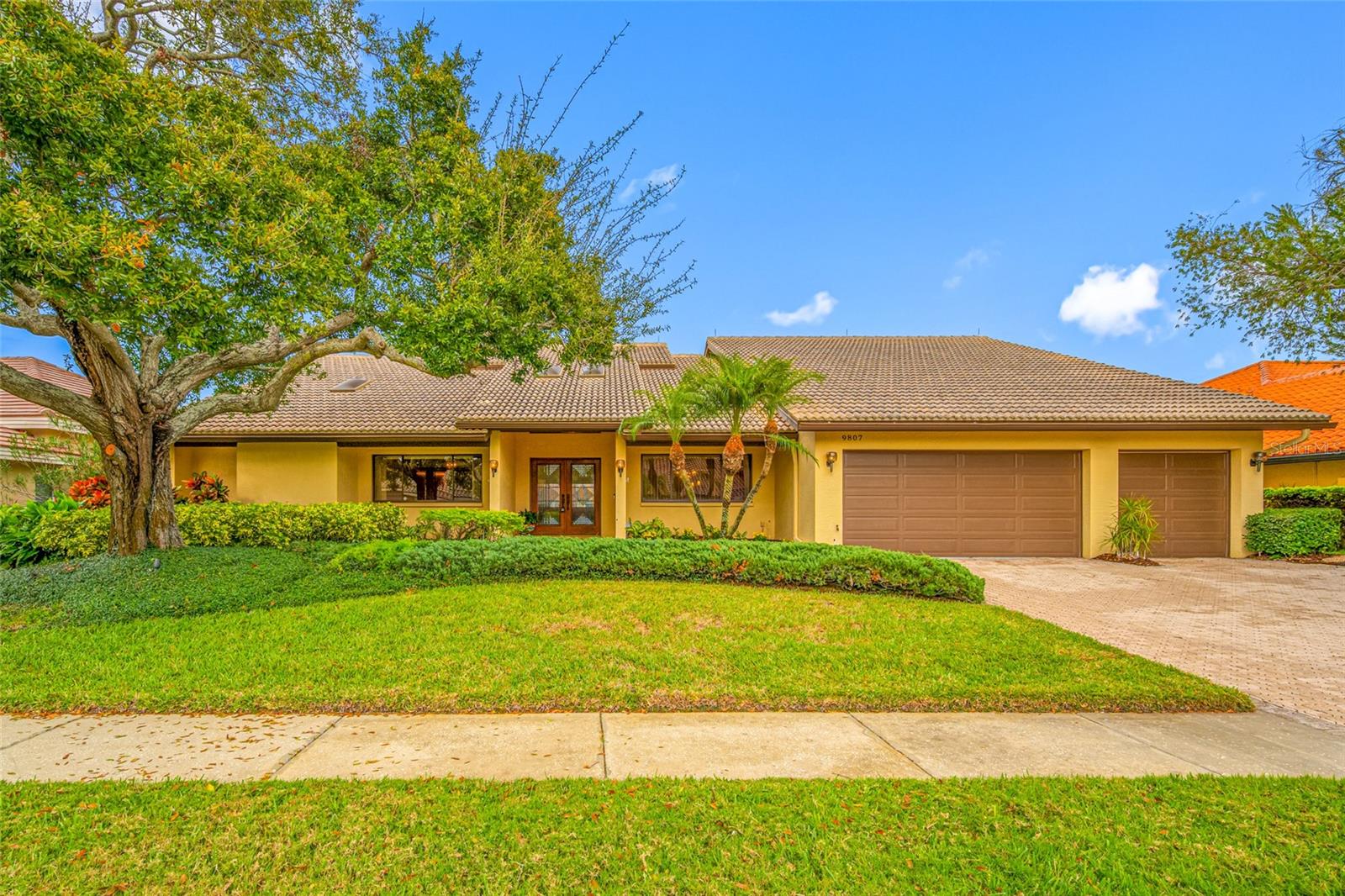 9807 Compass Point Way — photo