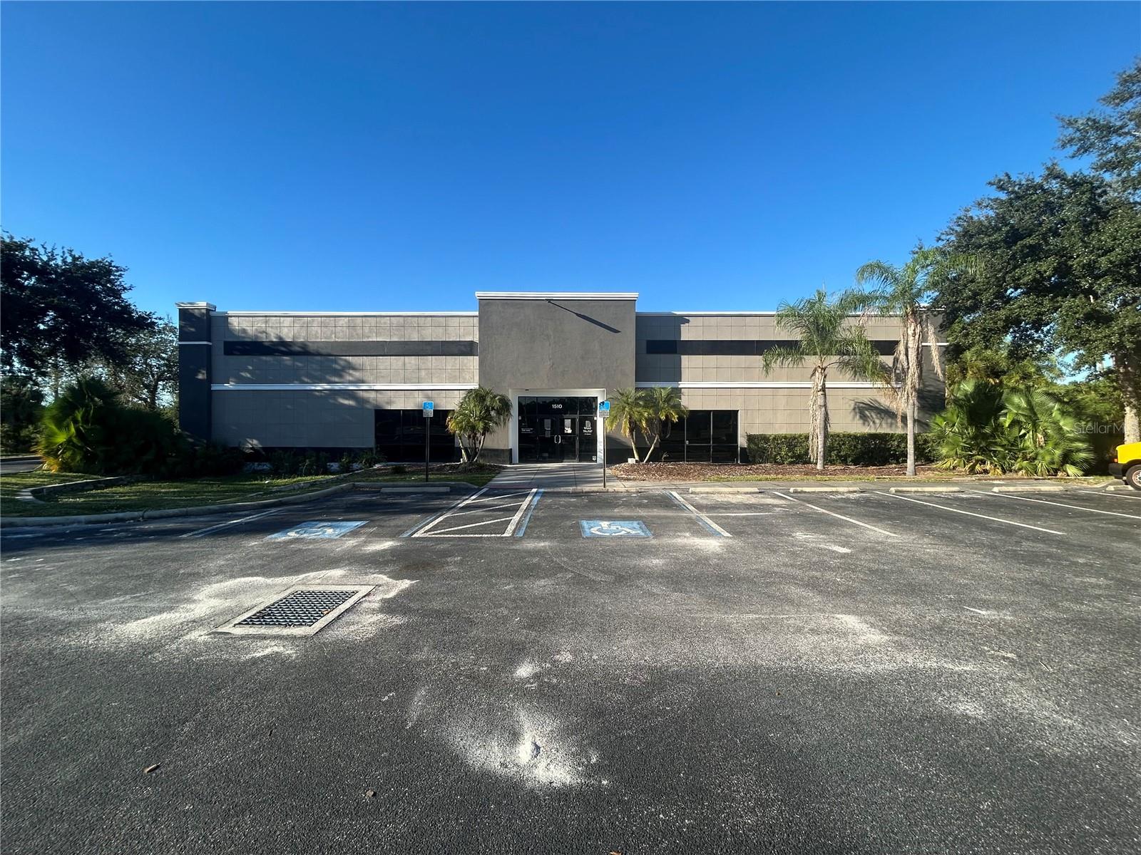 1510 E College Ave — photo
