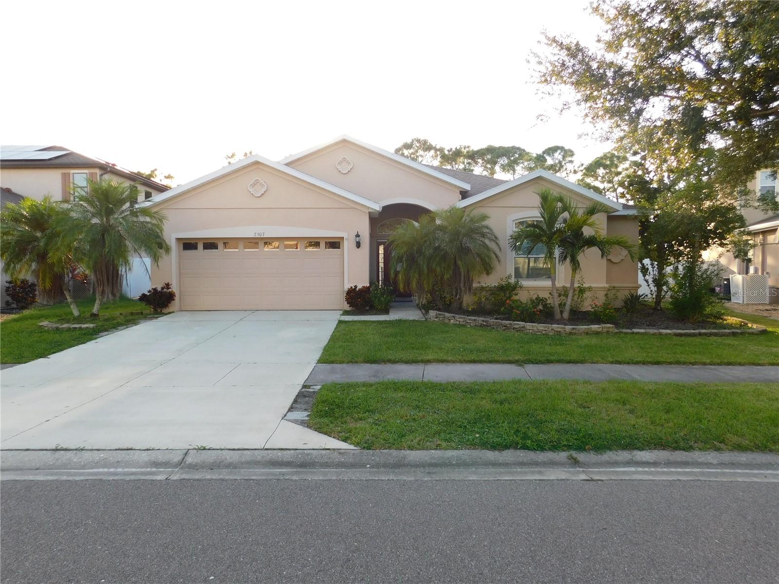 2507 Hobblebrush Dr — photo