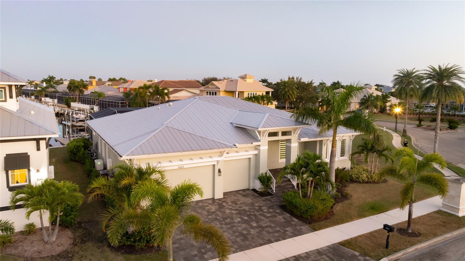 5603 Tybee Island Dr — photo