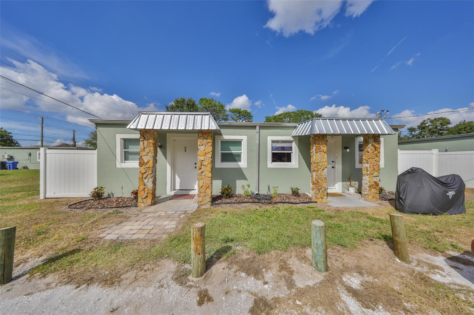 11708 Balm Riverview Rd — photo