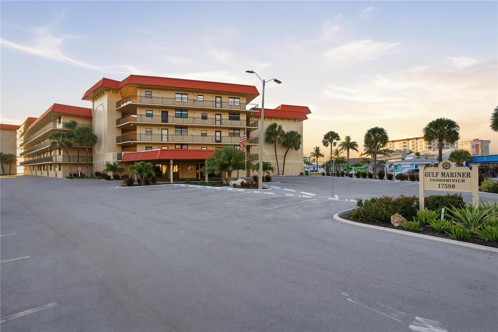 17580 Gulf Blvd #302 — photo